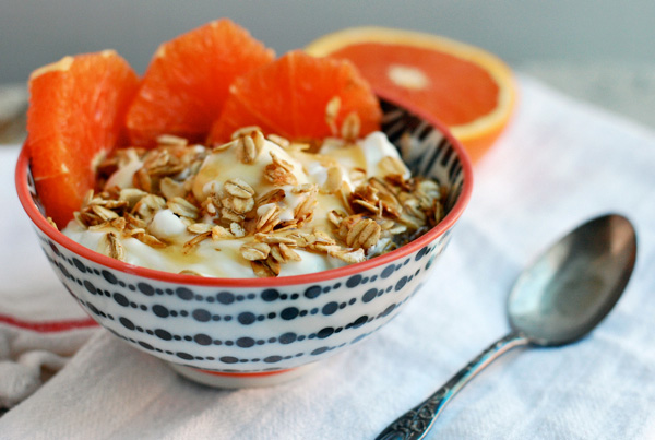 toasted oats with coconut and cinnamon // brooklyn supper