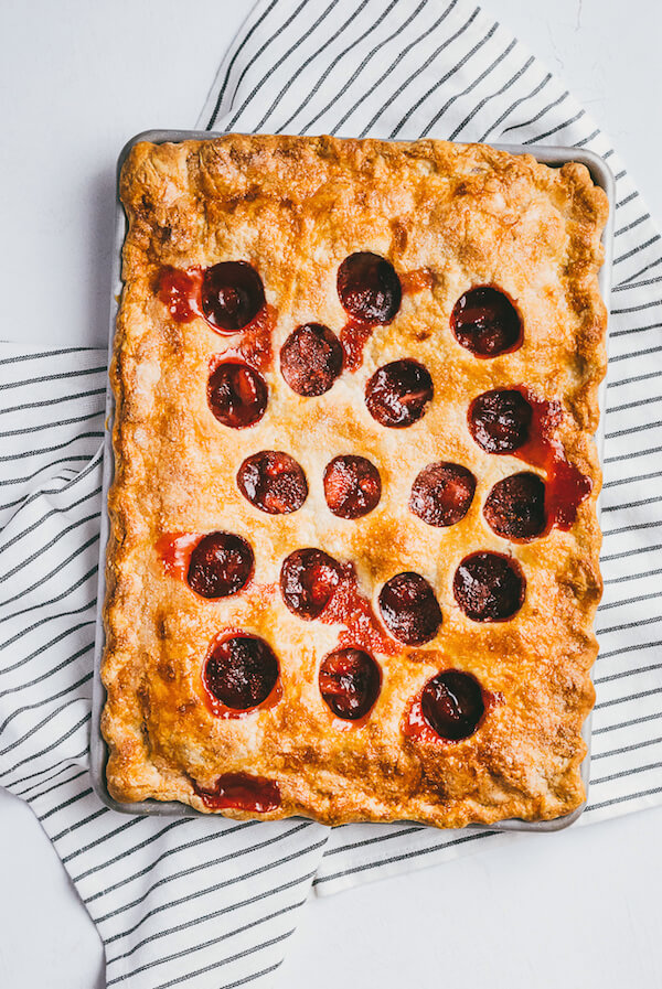 strawberry ginger polka dot slab pie // brooklyn supper