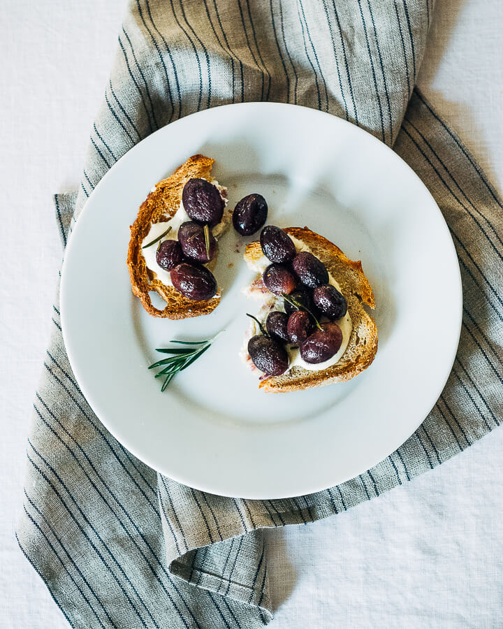 a classic holiday party menu // brooklyn supper