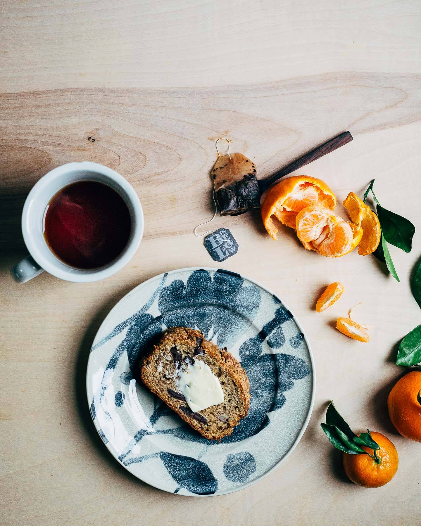 chocolate chip banana bread // brooklyn supper