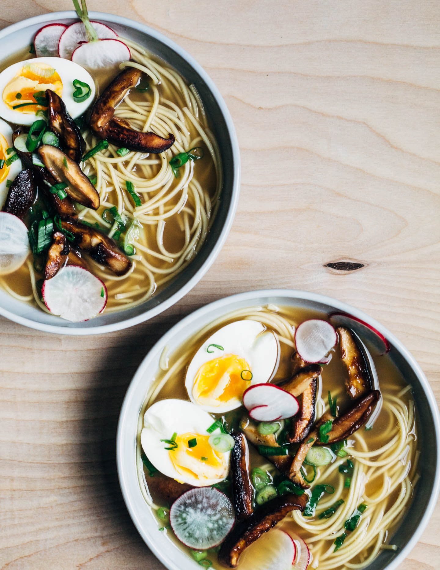 Simple ramen made with pork bone broth.