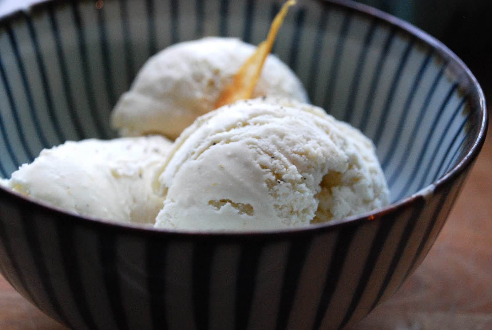 Homemade ginger ice cream