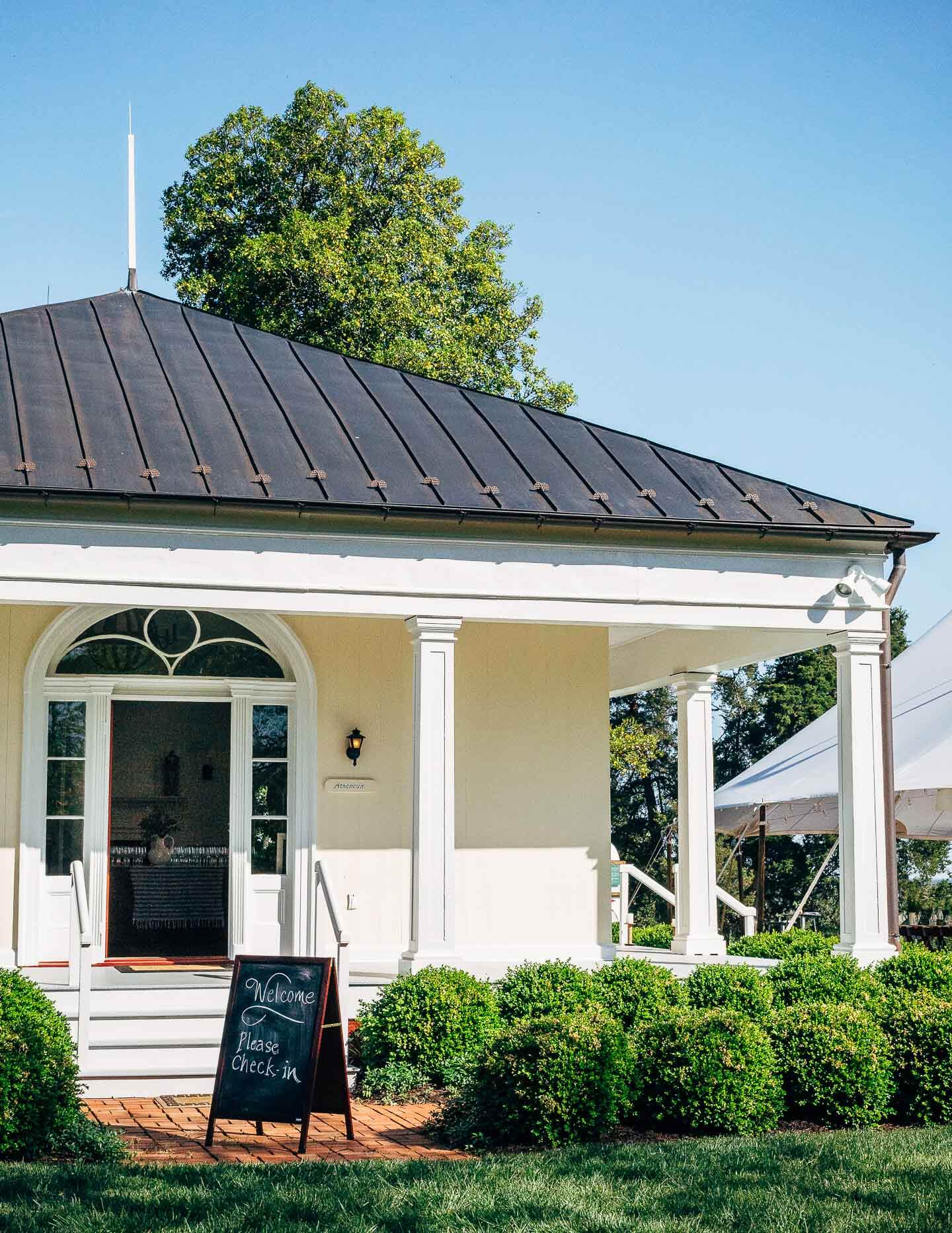 hill and holler library series dinner at blenheim vineyards // brooklyn supper
