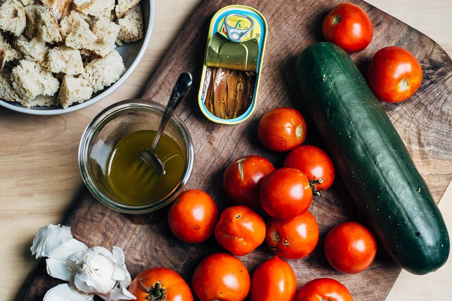 Ingredients for a classic panzanella.