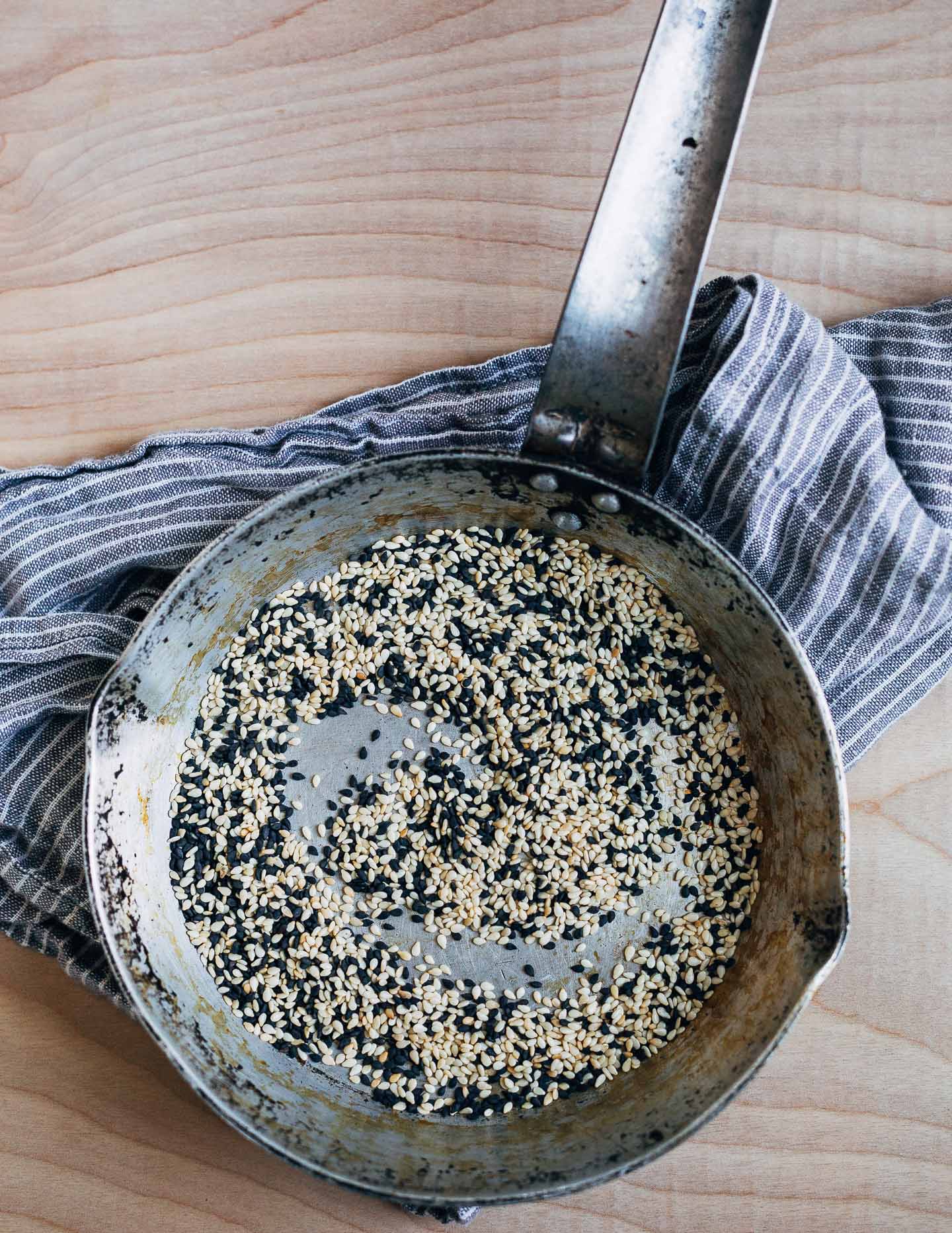 Toasted sesame seeds