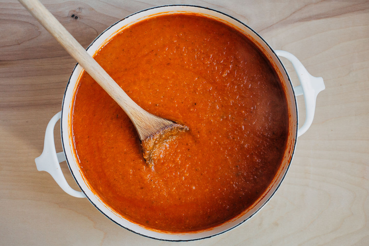 A pot of tortilla soup, after blending